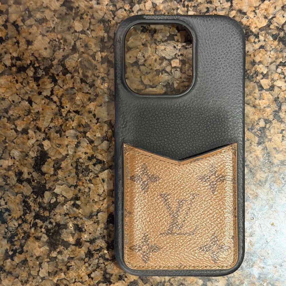 Louis Vuitton iPhone 14 Pro Case – Authentic